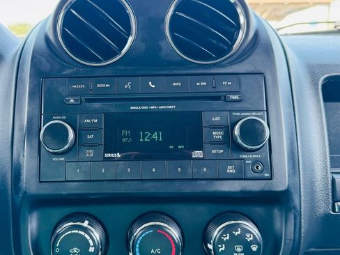 Used 2017 Jeep Patriot Sport w/ Power Value Group image 18