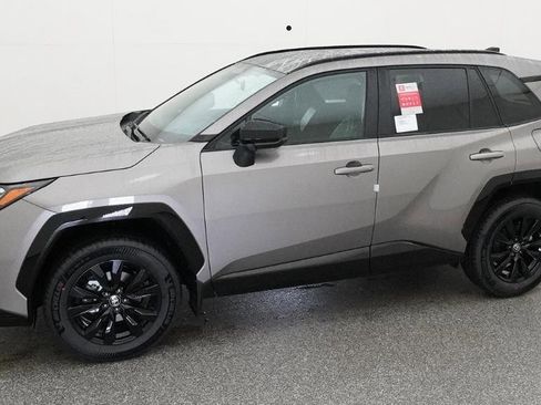 New 2026 Toyota RAV4 SE image 13