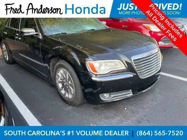 Used 2012 Chrysler 300 Limited RWD image 1