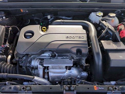 Used 2024 Chevrolet Malibu LT FWD image 28