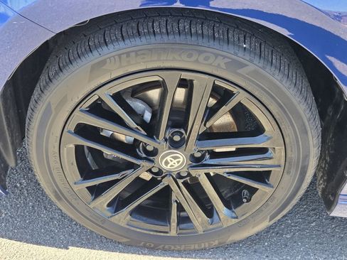 Used 2025 Toyota Camry SE image 16