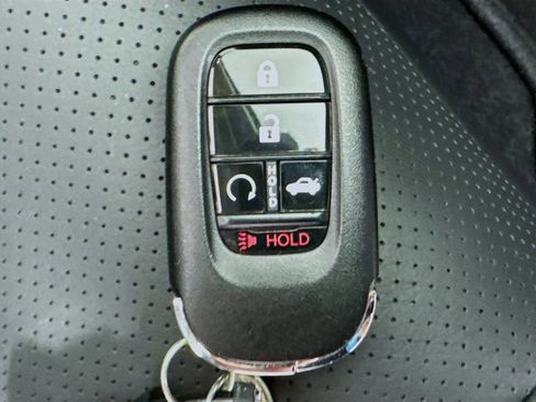 Used 2025 Honda Accord Touring image 38