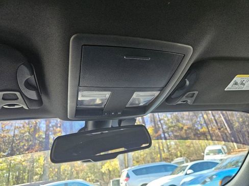 Used 2020 Dodge Challenger R/T image 22