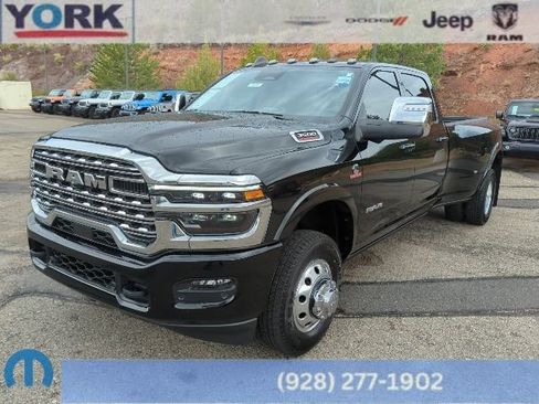 Certified 2025 RAM 3500 Longhorn AWD/4WD image 1