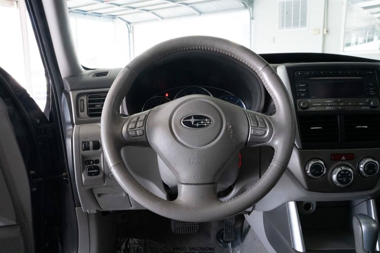 Used 2010 Subaru Forester 2.5X Limited AWD/4WD image 13
