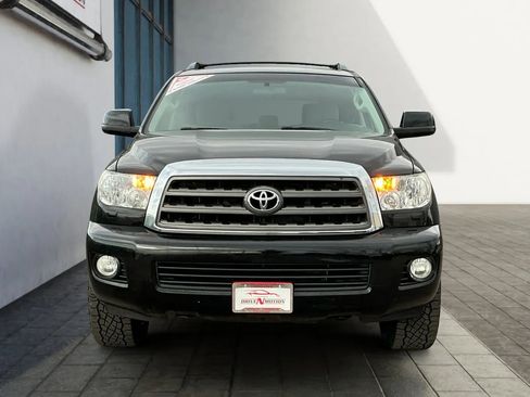 Used 2016 Toyota Sequoia SR5 image 7