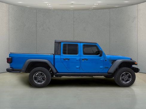 Used 2022 Jeep Gladiator Sport AWD/4WD image 2