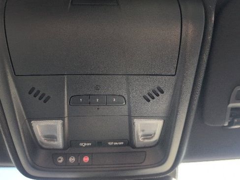 Used 2023 Cadillac XT4 Premium Luxury image 29