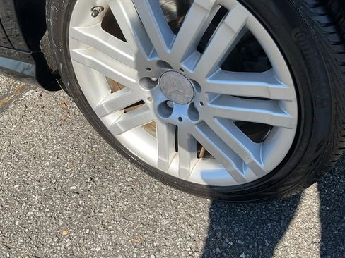 Used 2009 Mercedes-Benz C 300 4MATIC Sedan image 12