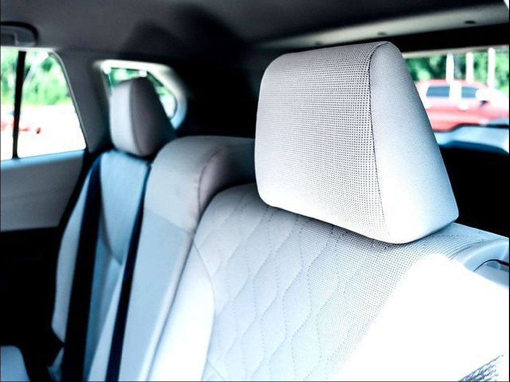Used 2026 Toyota Corolla Cross LE w/ Moonroof Package FWD image 27