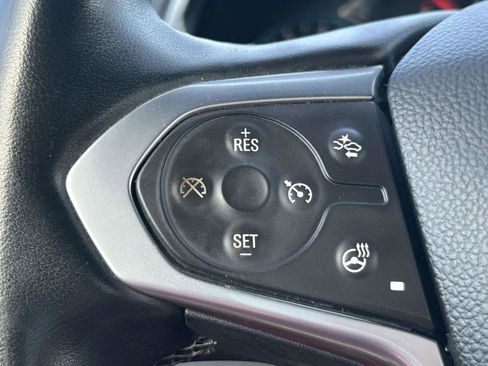 Used 2023 Chevrolet Traverse LT w/ LPO, Floor Liner Package image 22