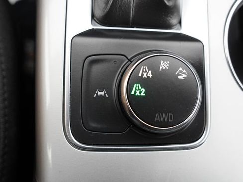 Used 2025 Chevrolet Blazer LT AWD/4WD image 26