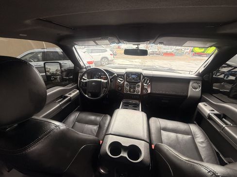Used 2015 Ford F250 Lariat w/ Lariat Ultimate Package image 15