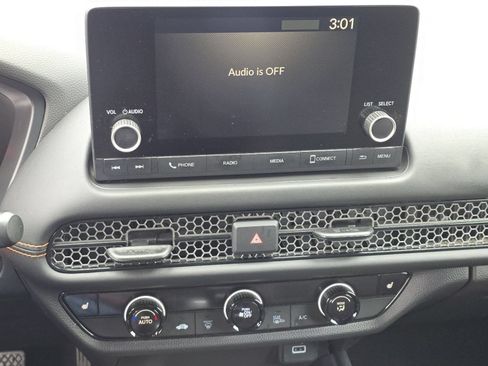 Used 2024 Honda HR-V Sport image 28
