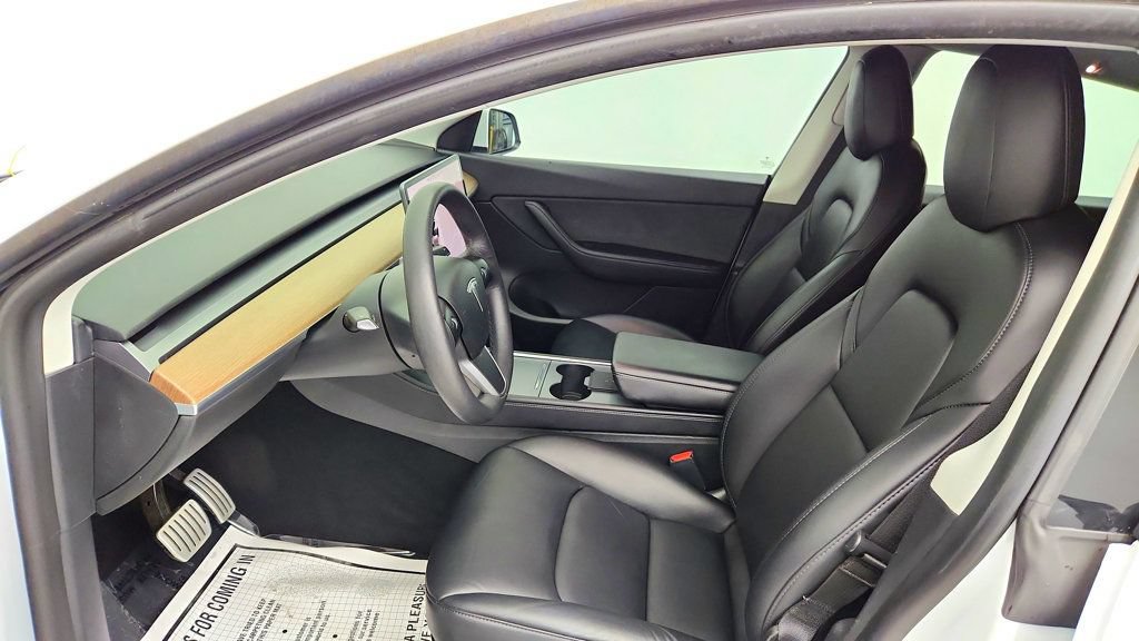 Used 2022 Tesla Model Y Performance AWD/4WD image 24