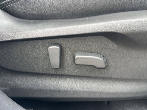 Certified 2022 Subaru Forester Touring AWD/4WD image 15