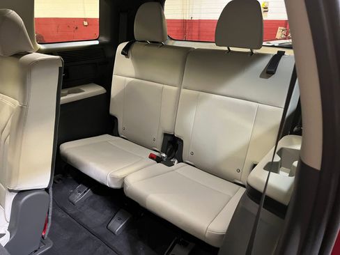 Used 2025 Hyundai Santa Fe SEL image 30