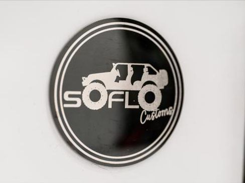 Used 2023 Jeep Wrangler Unlimited image 49