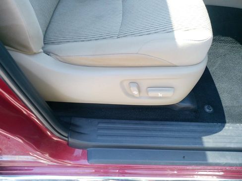 Used 2013 Toyota 4Runner SR5 w/ Convenience Pkg AWD/4WD image 30