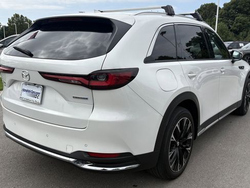 Used 2024 MAZDA CX-90 Plug-In Hybrid w/ Premium Pkg image 10
