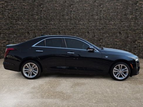 Used 2021 Cadillac CT4 Luxury RWD image 3