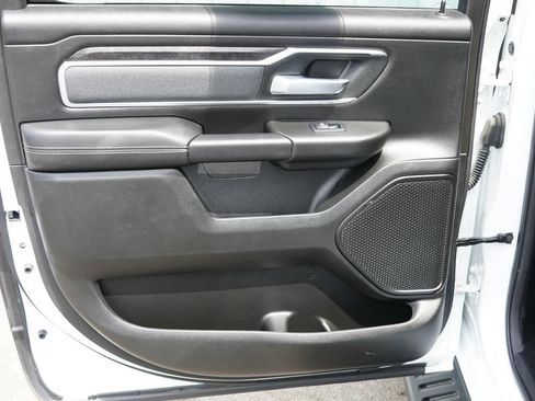 Used 2023 RAM 1500 Big Horn AWD/4WD image 30