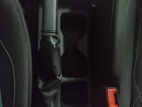 Used 2019 Ford EcoSport SE image 26