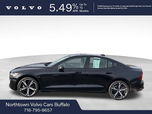 Certified 2025 Volvo S60 B5 Plus AWD/4WD image 2