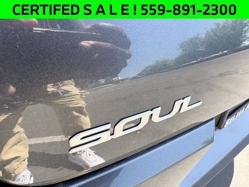 Certified 2025 Kia Soul LX w/ LX Technology Package FWD image 24