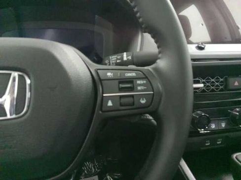 Used 2023 Honda Accord EX-L image 26
