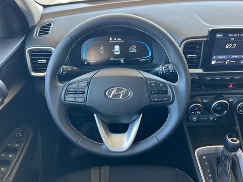 New 2026 Hyundai Venue SEL FWD image 13