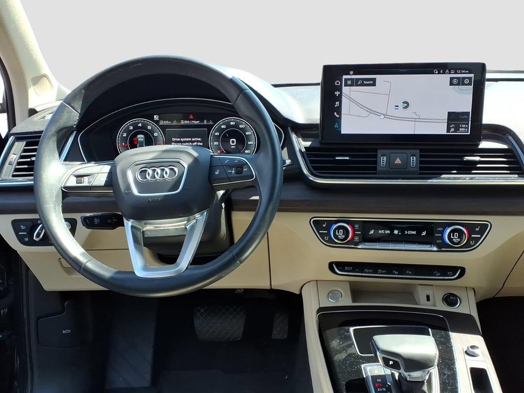 Used 2021 Audi Q5 Prestige w/ Prestige Package AWD/4WD image 11