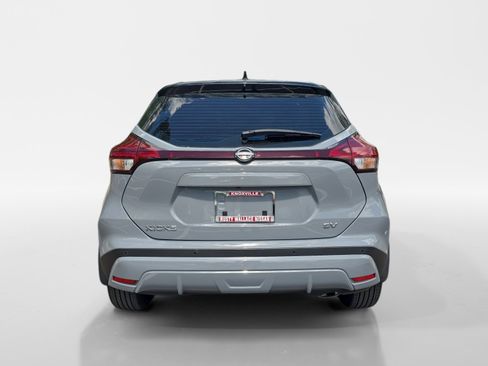 Certified 2024 Nissan Kicks SV FWD image 4