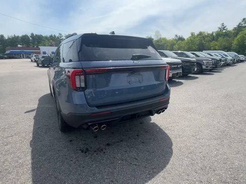 Used 2025 Ford Explorer ST AWD/4WD image 18