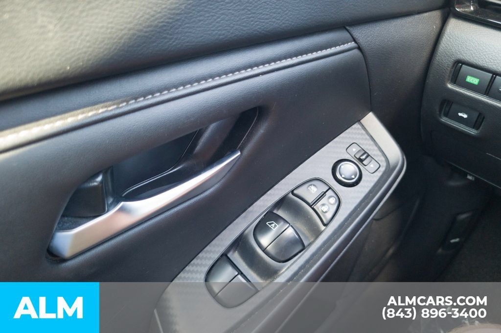 Used 2024 Nissan Sentra SV FWD image 34
