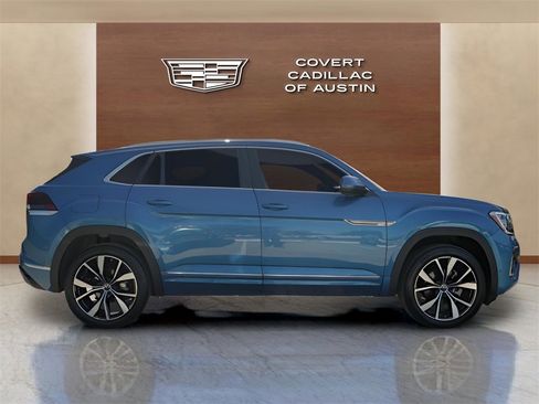 Used 2024 Volkswagen Atlas Cross Sport SEL Premium R-Line image 5