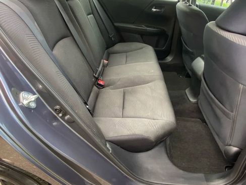 Used 2017 Honda Accord LX image 17