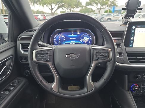 Certified 2022 Chevrolet Tahoe Z71 w/ Luxury Package image 13