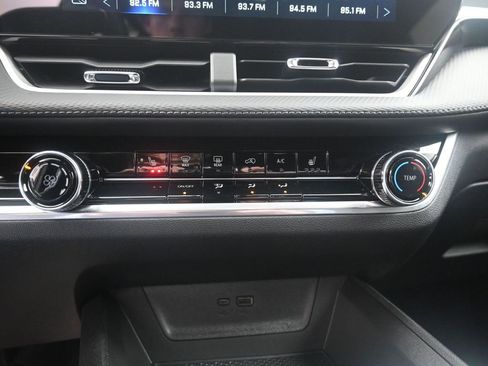 Used 2026 Chevrolet Equinox LT image 10