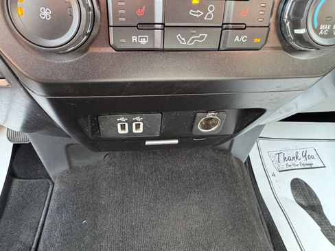 Used 2018 Ford F150 XLT w/ Equipment Group 302A Luxury AWD/4WD image 18