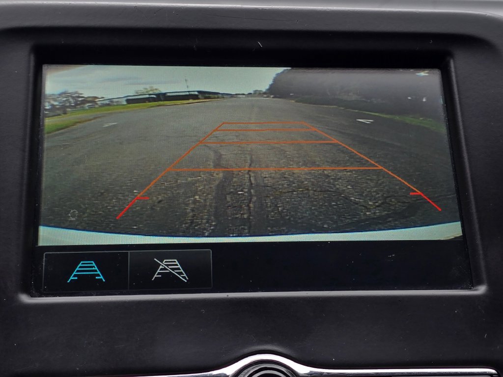 Used 2018 Chevrolet Equinox LT FWD image 36