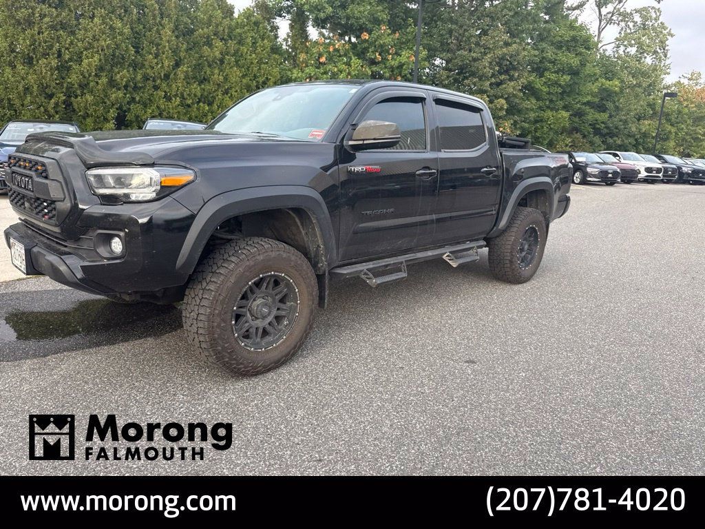 Used 2020 Toyota Tacoma TRD Off-Road w/ TRD Premium Off Road Package AWD/4WD image 13