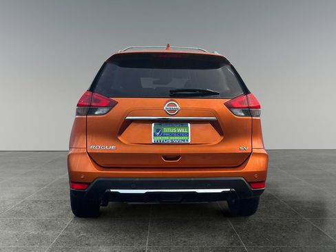 Used 2020 Nissan Rogue SV image 6