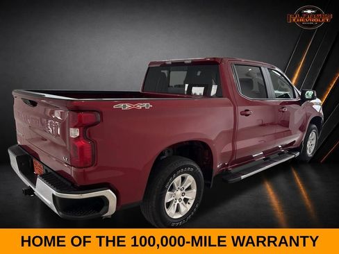 Used 2022 Chevrolet Silverado 1500 LT w/ Convenience Package II AWD/4WD image 4