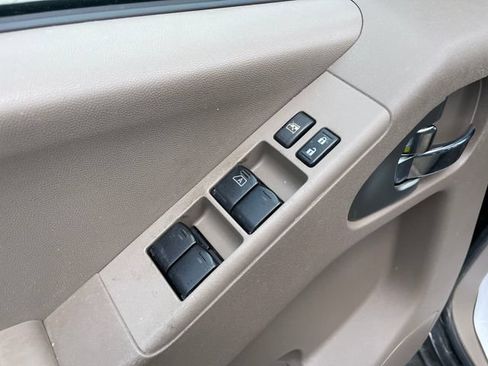 Used 2017 Nissan Frontier SV AWD/4WD image 21