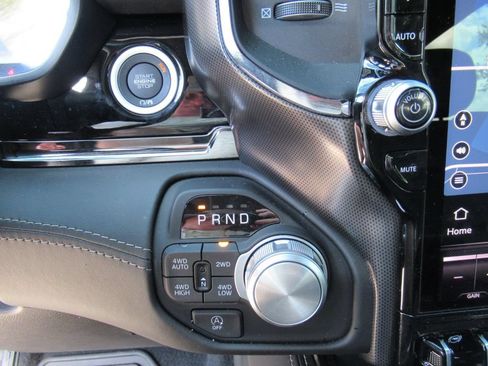 Certified 2026 RAM 1500 Limited AWD/4WD image 32
