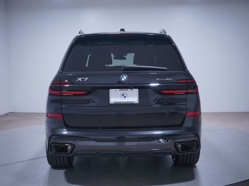 Used 2026 BMW X7 xDrive40i w/ M Sport Package image 5