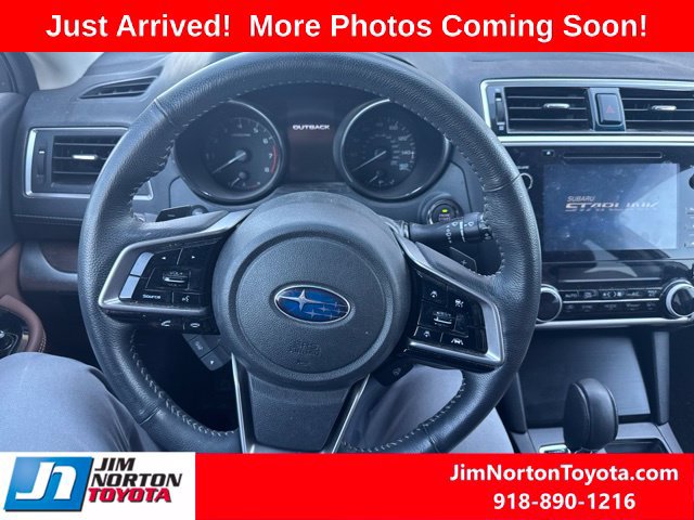 Used 2018 Subaru Outback 3.6R Touring AWD/4WD image 9