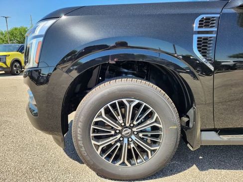 New 2025 Nissan Armada Platinum w/ Convenience Package image 5