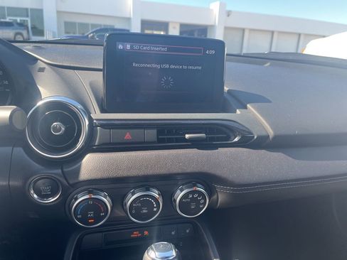 Used 2021 MAZDA MX-5 Miata Grand Touring image 13